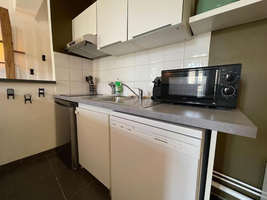 L'Appartement Tomey Avec Parking Carcassonne Exterior foto